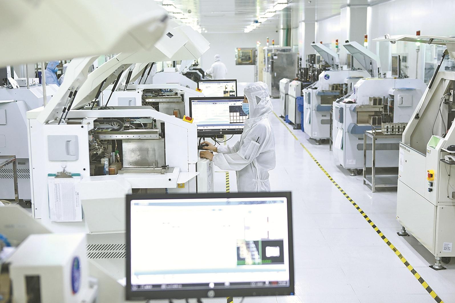 半導體無塵車間的圖片 半導體無塵車間的圖片